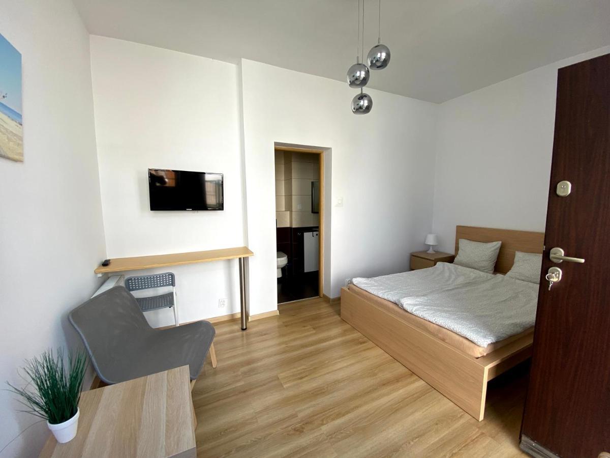 Zefir Pokoje Apartment อูเนียชแช ภายนอก รูปภาพ